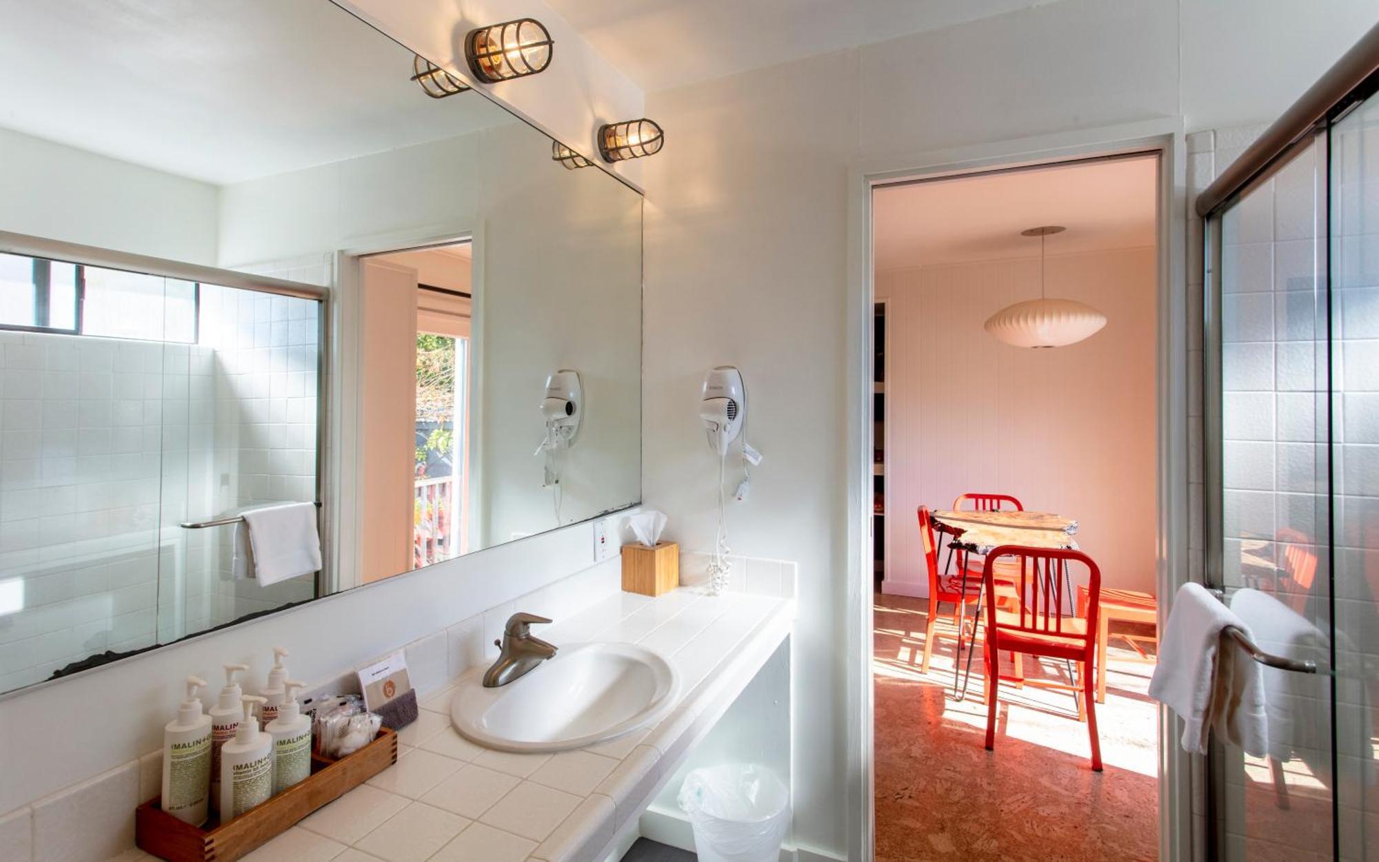 Boon Hotel + Spa - Adults Only 게른빌 객실 사진